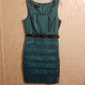 Sleeveless dress